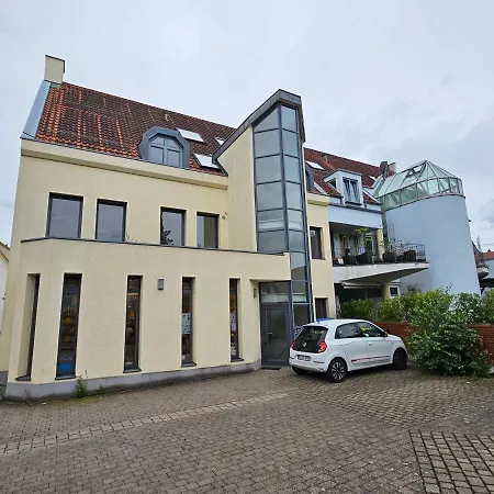Maisonette-Wohnung Airport/Messe Stuttgart - Balkon - Parkplatz - Netflix Filderstadt Buitenkant foto