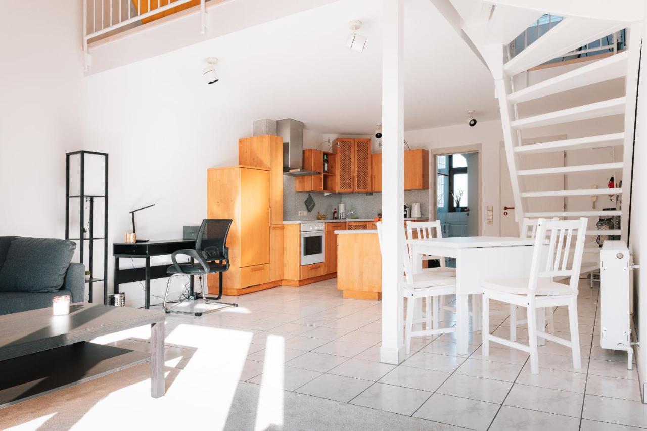 Maisonette-wohnung Airport/messe Stuttgart - Balkon - Parkplatz - Netflix Apartament *